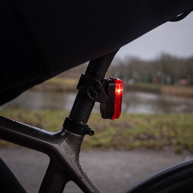 HENMI USB wiederaufladbare Fahrradlampe StVZO Elektrofahrrad-Rücklicht wasserdicht